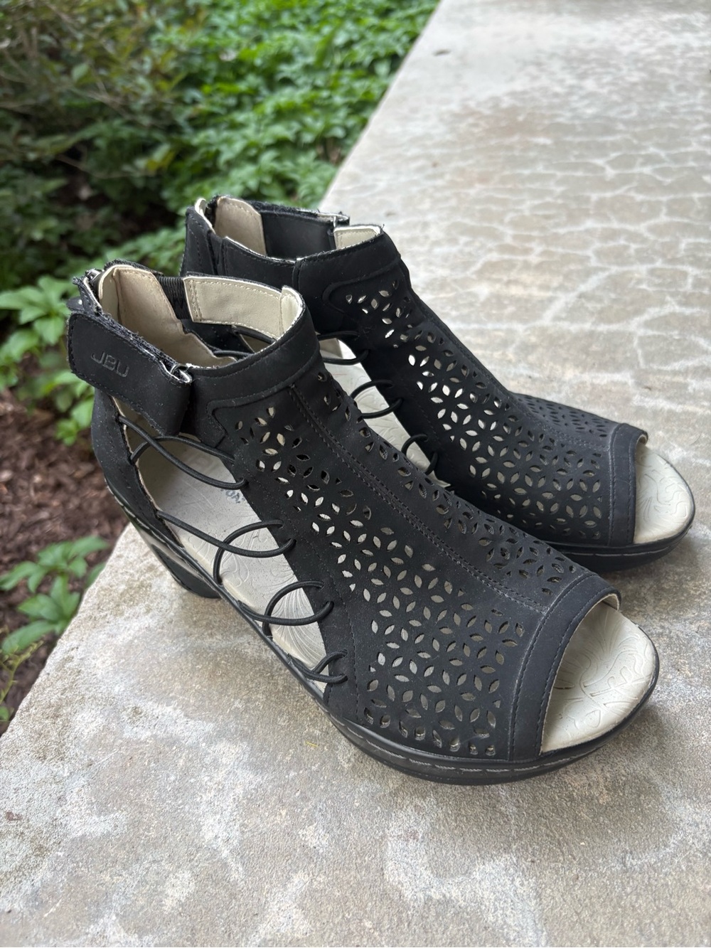 JBU Black Laser-Cut Peep-Toe Heeled Sandals